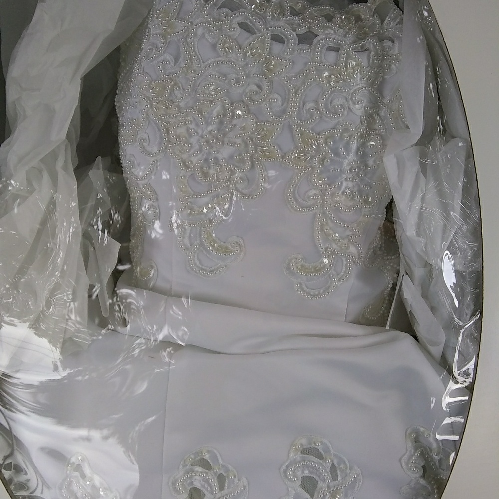 Gorgeous brand new Olga WEDDING DRESS